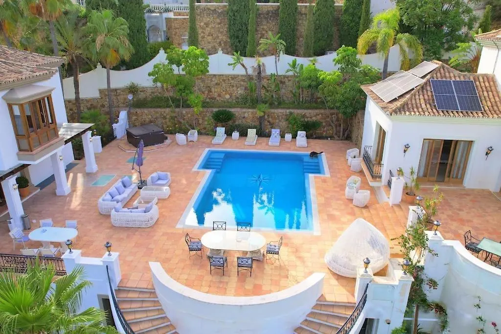 Villa 10 Bedroom Palace Huge Garden, Sea View! Estepona